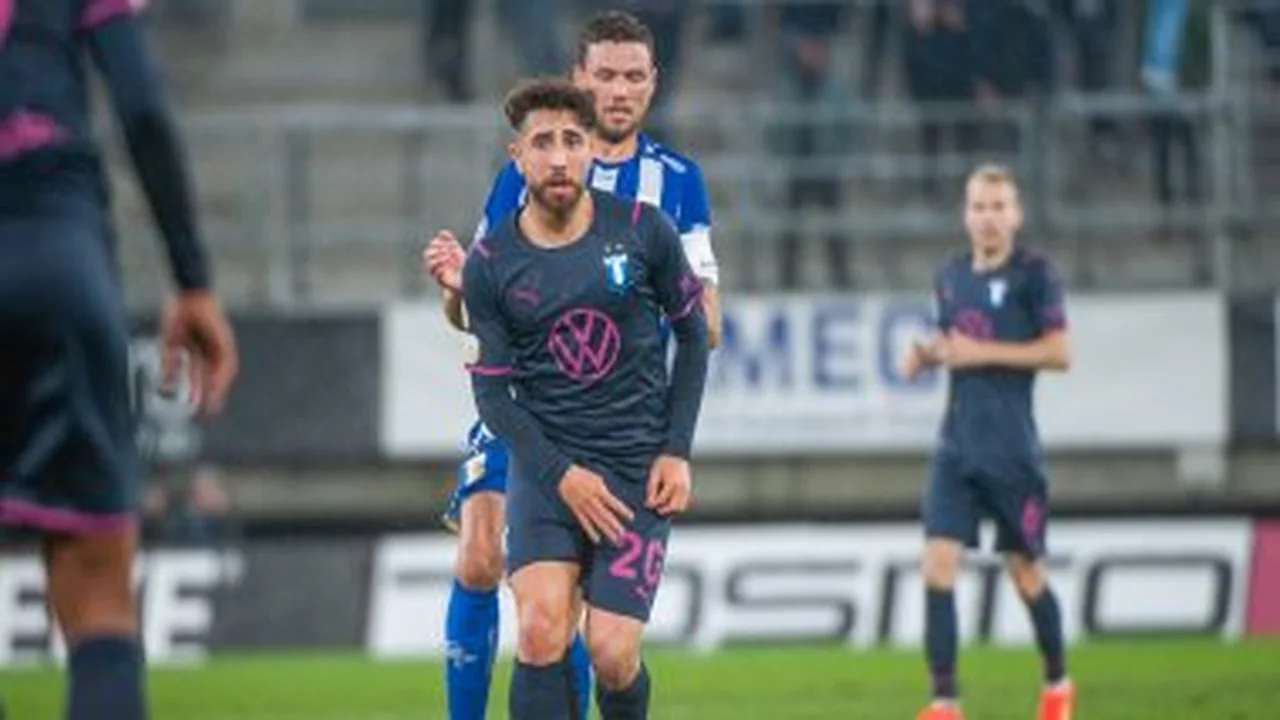 صفقة شتوية مرتقبة.. الأهلي يراقب لاعباً فلسطينياً جديداً لتعزيز صفوف الفريق موفقة